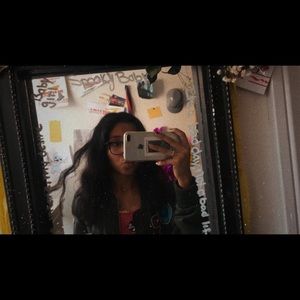 Meet your Posher, Lisa marie